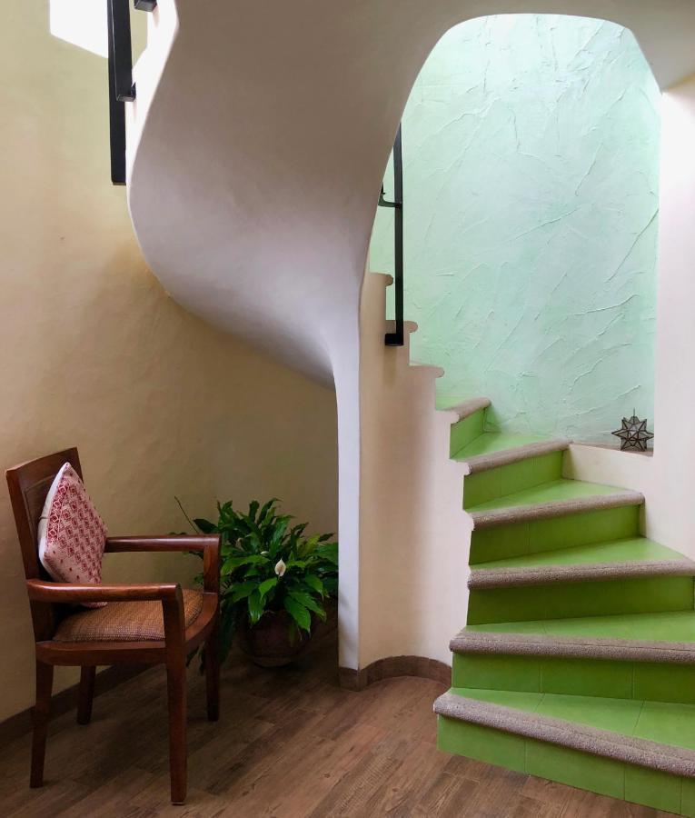 Magnolias Comfort Suites San Cristóbal de Las Casas Екстериор снимка